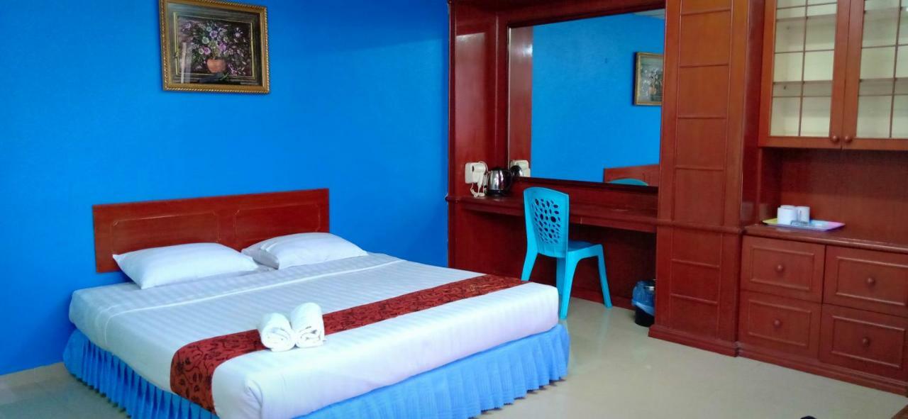 Hotel K T Mutiara Kuala Terengganu Exterior photo